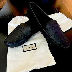 Men’s Gucci slides,  BLK, size 9 1/2 - with duster- No box